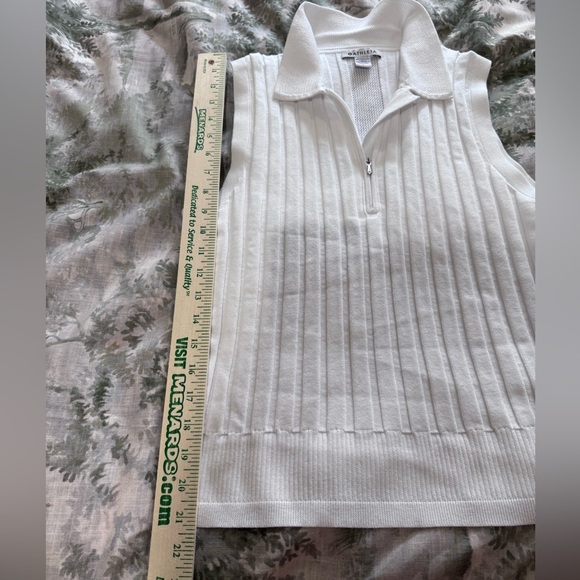 Athleta White Ribbed sweater vest. Sz L - Picture 14 of 16